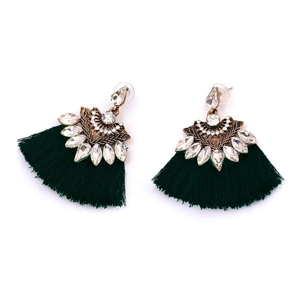 Jewelry - Amazing Black Boho Tassels Earrings NWT